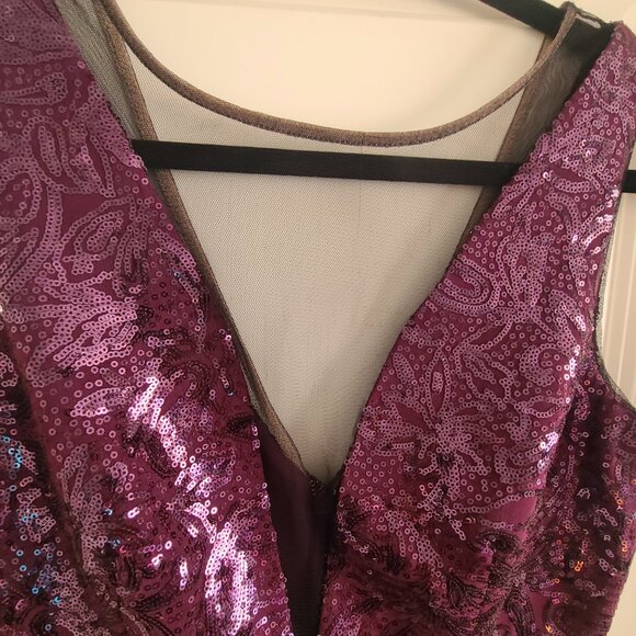 BCBGMaxAzria Selina Fit and Flare sz 8 sequin Cocktail Dress - Picture 4 of 8
